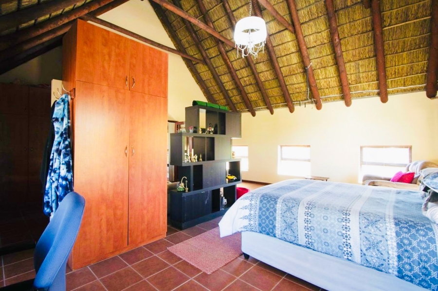 5 Bedroom Property for Sale in Parklands Western Cape